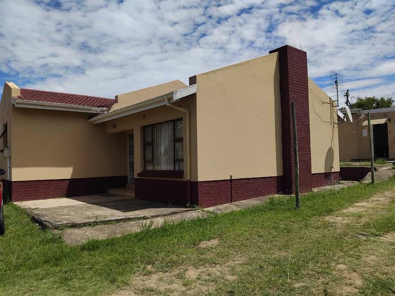 6 Bedroom Property for Sale in Southernwood Eastern Cape
